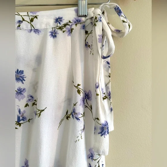 Tobi | Floral Wrap Maxi Skirt, Size XS ✨ - Picture 3 of 11